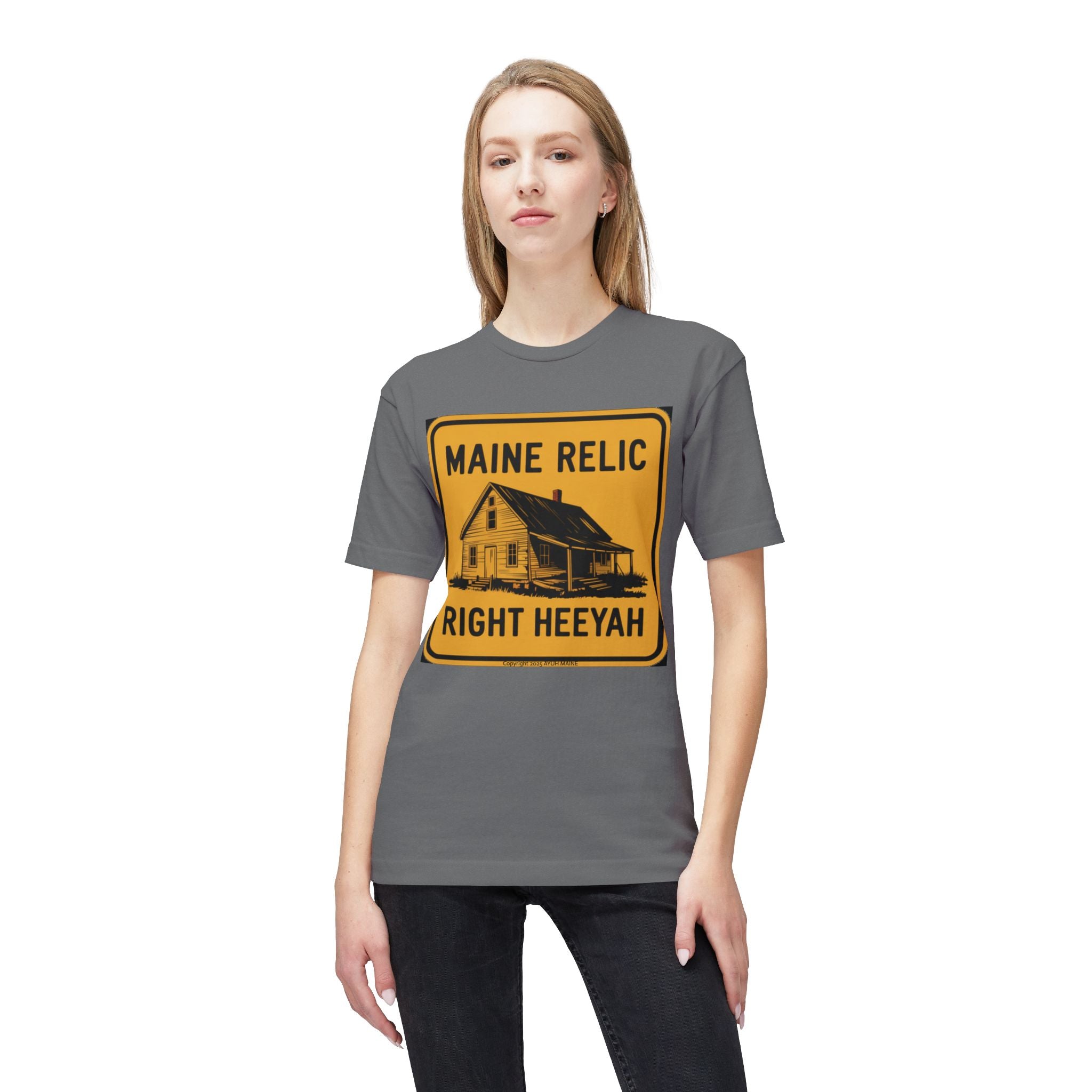 Maine FARMHOUSE RELIC Road Sign T-Shirt