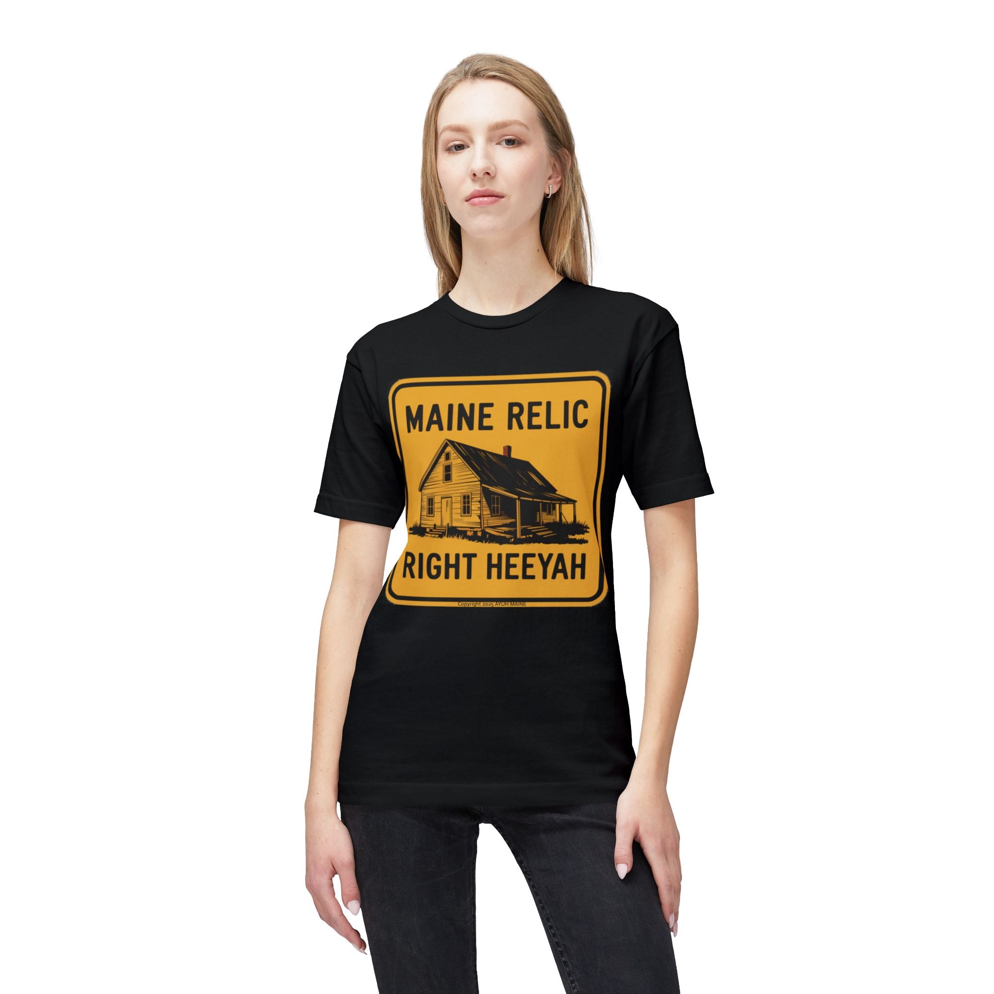 Maine FARMHOUSE RELIC Road Sign T-Shirt